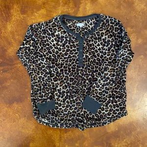 Secret Treasures Lounge Top